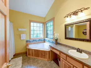 Chipmunk Chase, 2 Bedrooms, Sleeps 8, Hot Tub, Pool Table, Fireplace - Image 2