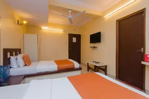 Neelkiran Hotel - Image 2