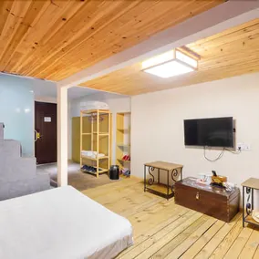Lushan Xianting Theme Hotel - Image 5
