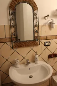 Grignolino Apartment - Image 2