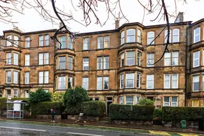 Incredible Victorian 4 Bedroom Apartment - Image 4