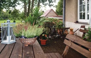 Nice Apartment in Mirow With 8 Bedrooms and Wifi - Image 4