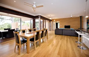 Lone Pine Cottage - Image 2