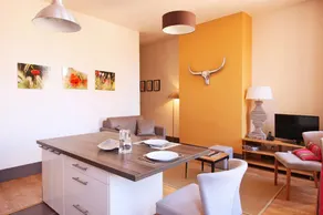 Casa Carlos Gardel - Image 2
