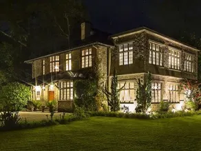 Taylors Hill Boutique Hotel - Image 2