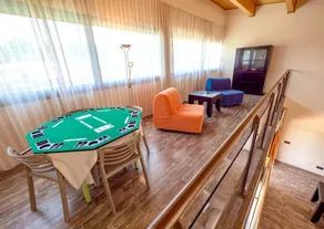 Villa avec jacuzzi, barbecue et jardin - Image 3