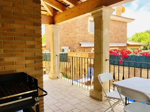 Chalet Con Piscina Privada - Image 4