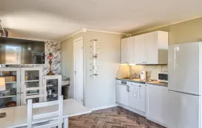 Beautiful Home in Ljungskile With Jacuzzi, Wifi and 1 Bedrooms - Image 3