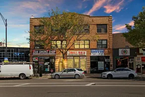 Classic & Charming 2BR Apt in Lincoln - Image 3