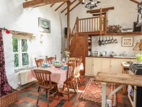 Marian Farm - Image 4
