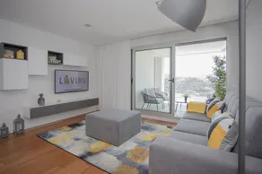 Luxury River View Apartments - Image 4
