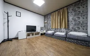 Cheongju Pool House Motel - Image 5