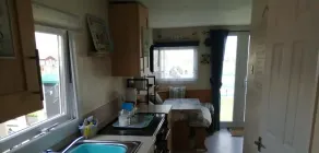 The Beach Hut Home From Home in Leysdown on Sea - Image 5