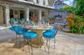 Waverly One by Blue Sky Luxury - Image 2