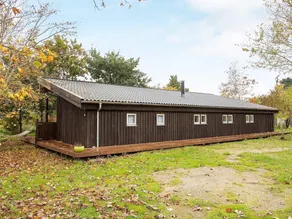 Peaceful Holiday Home in Højby With Whirlpool - Image 4