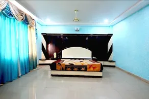 Hotel Jagdamba by OYO Rooms - Image 2