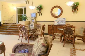 Lombardy Inn on Miami Beach - Image 3