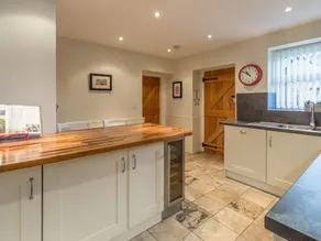 Lime Tree Cottage - Image 2