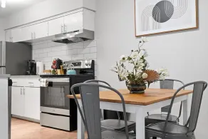 Stylish 1BR Near UT Highland Evonify - Image 5