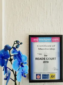 Reads Court Holiday Apartments - Image 2