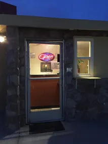 Mayfair Passport Inn Inyokern - Image 3