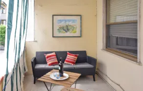 Nice Apartment in Vecchiano With Wifi and 1 Bedrooms - Image 2
