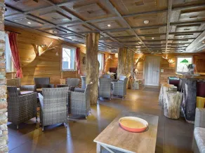 Luxurious Holiday Home in Stoumont with Pool & Bar - Image 2