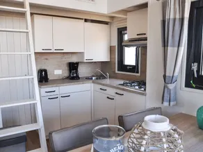 Modern chalet with dishwasher on the Markermeer - Image 2