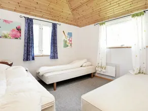 Cozy Holiday Home in Holbæk With Terrace - Image 3