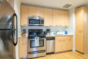 ARTlab Living (Back Bay) - Image 5