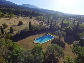 Villa With 3 Bedrooms in Cucuron, With Private Pool, Enclosed Garden and Wifi - 50 km From the Beach - Image 3