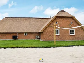 Tranquil Holiday Home in Ulfborg With Sauna - Image 4