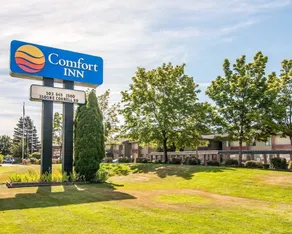 Comfort Inn Conference Center Hillsboro - Image 3