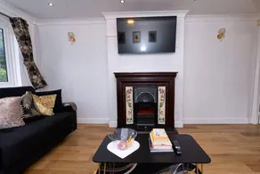 25 Mins to CL! London Amazing 2bedhome Sleeps 1-5 - Image 5