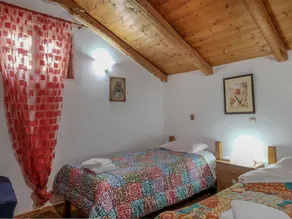 Elegant Holiday Home in Volimes With Near the Sea - Image 2