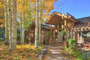 Luxury With Mountain Views, Private Hot Tub Arrowhead 6 Bedroom Townhouse - Image 4