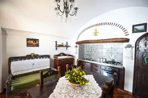 AMORE RENTALS - Casa Coni - Image 4