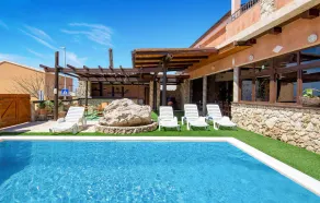 Amazing Home in Zubovici With Outdoor Swimming Pool, Wifi and 2 Bedrooms - Image 5