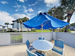 3br W/ 2 Pools, Hot Tub & Dock 3 Bedroom Condo - Image 2