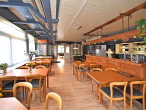 Spacious Holiday Home in Löwensen Lower Saxony near Forest - Image 1