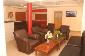 Reliance Royal Suites - Image 2