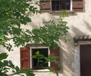 Villa charmante à Sisteron avec piscine privée - Image 2