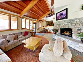 3br W/ Pool & Spa, Walk To Gondola 3 Bedroom Condo - Image 2