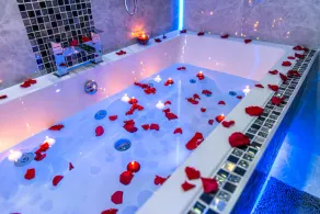 Aphrodite Suites - Image 3