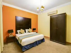 OYO 125 Al Hamra Palace - Image 4