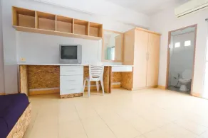 Jiruspon Mansion - Image 2