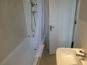 Prince Hotel - Image 2