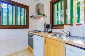 5 bedrooms villa at Portocolom 900 m away from the beach with city view private pool and enclosed ga - Image 3