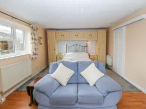 Bretton Mount Studio Flat - Image 4