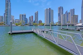 Luxury Waterfront with Outdoor Spa - Image 3
